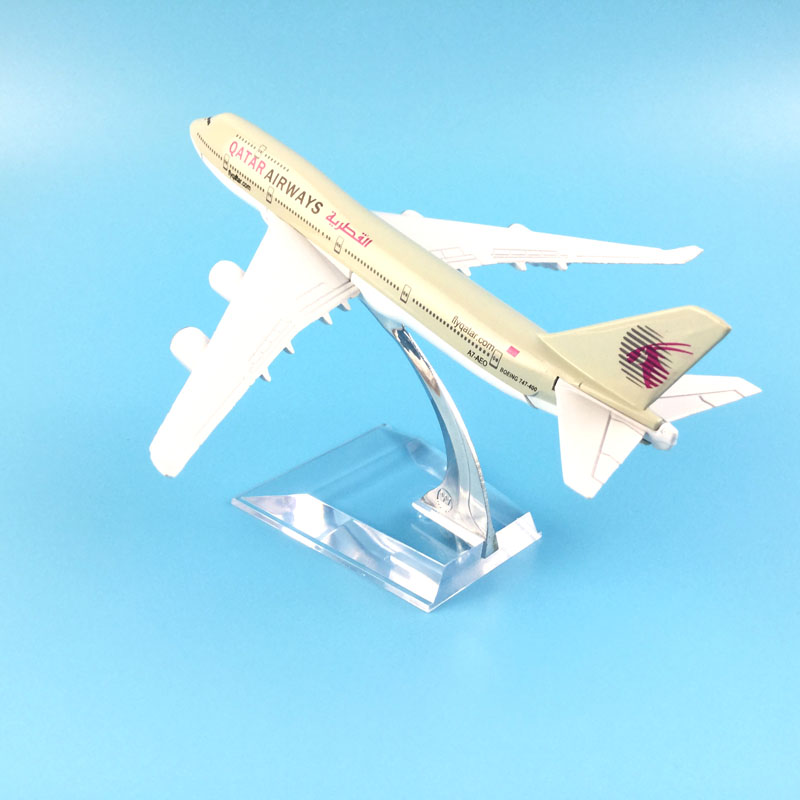QATAR Airways Boeing 747 B747  - Kids Toys Qatar recension och pris